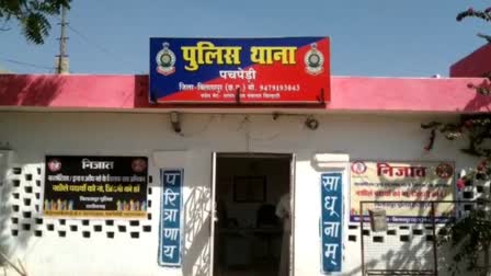 हाईवा की टक्कर से स्कूटी सवार की मौत, शादी के लिए टीवी खरीदने जा रहे थे दो दोस्त
