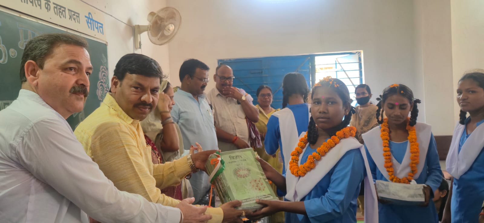 सीपत में शाला प्रवेश उत्सव का आयोजन, मुख्य अतिथि के तौर पर शामिल हुए चंद्र प्रकाश सूर्या