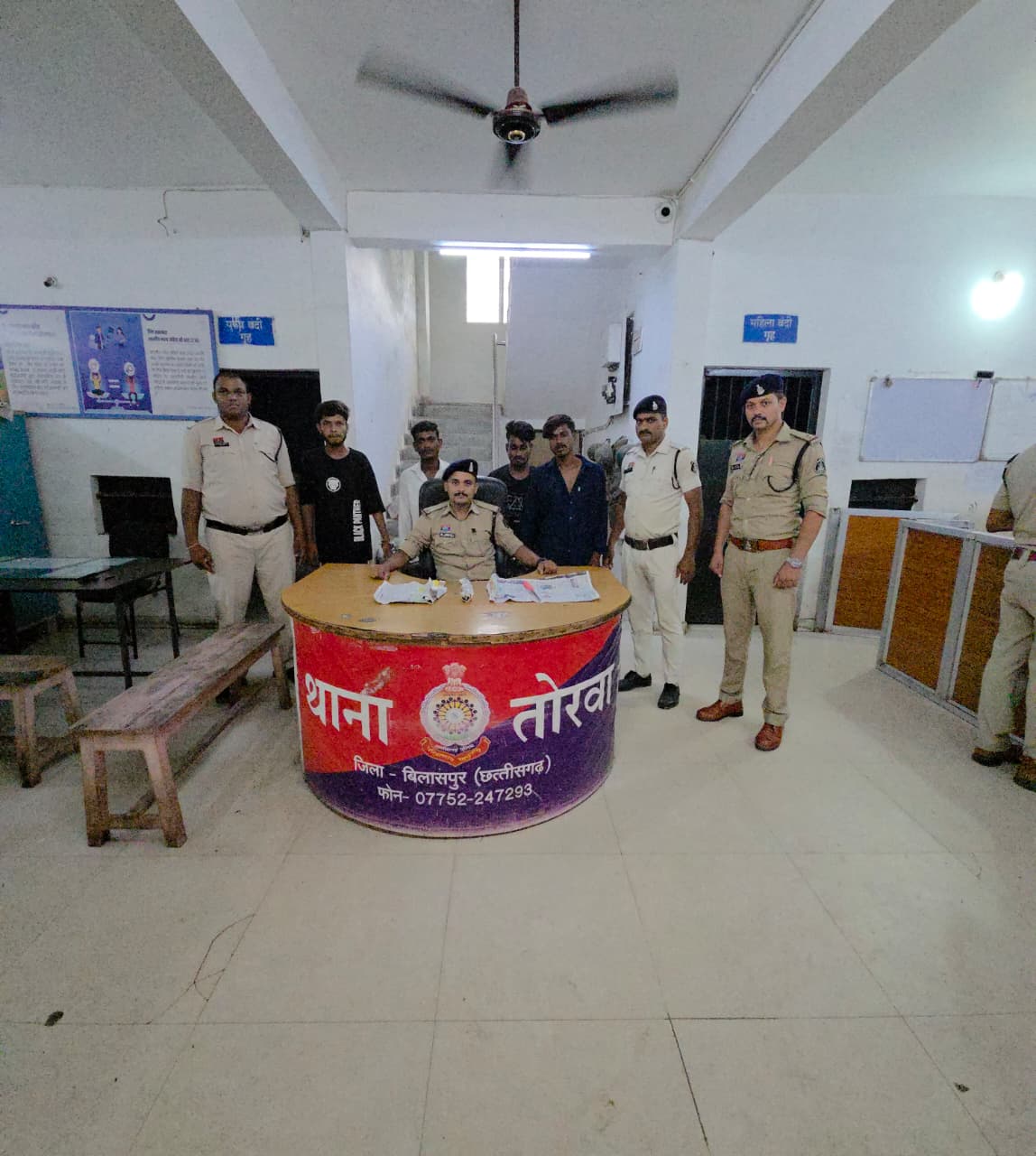 लालखदान में चाकू लेकर दहशत फैलाने वाले चार बदमाश गिरफ्तार, आर्म्स एक्ट के तहत कार्रवाई