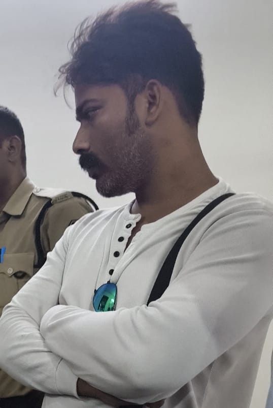 पत्रकार के साथ मारपीट करने वाला भाजपा नेता का दामाद और आरक्षक हुआ लाइन अटैच, एफआईआर दर्ज