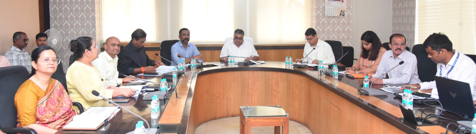 छत्तीसगढ़ बने देश का प्रमुख पर्यटन गंतव्य, योजनाओं के प्रभावी क्रियान्वयन पर दें विशेष ध्यान : श्री राजेश अग्रवाल