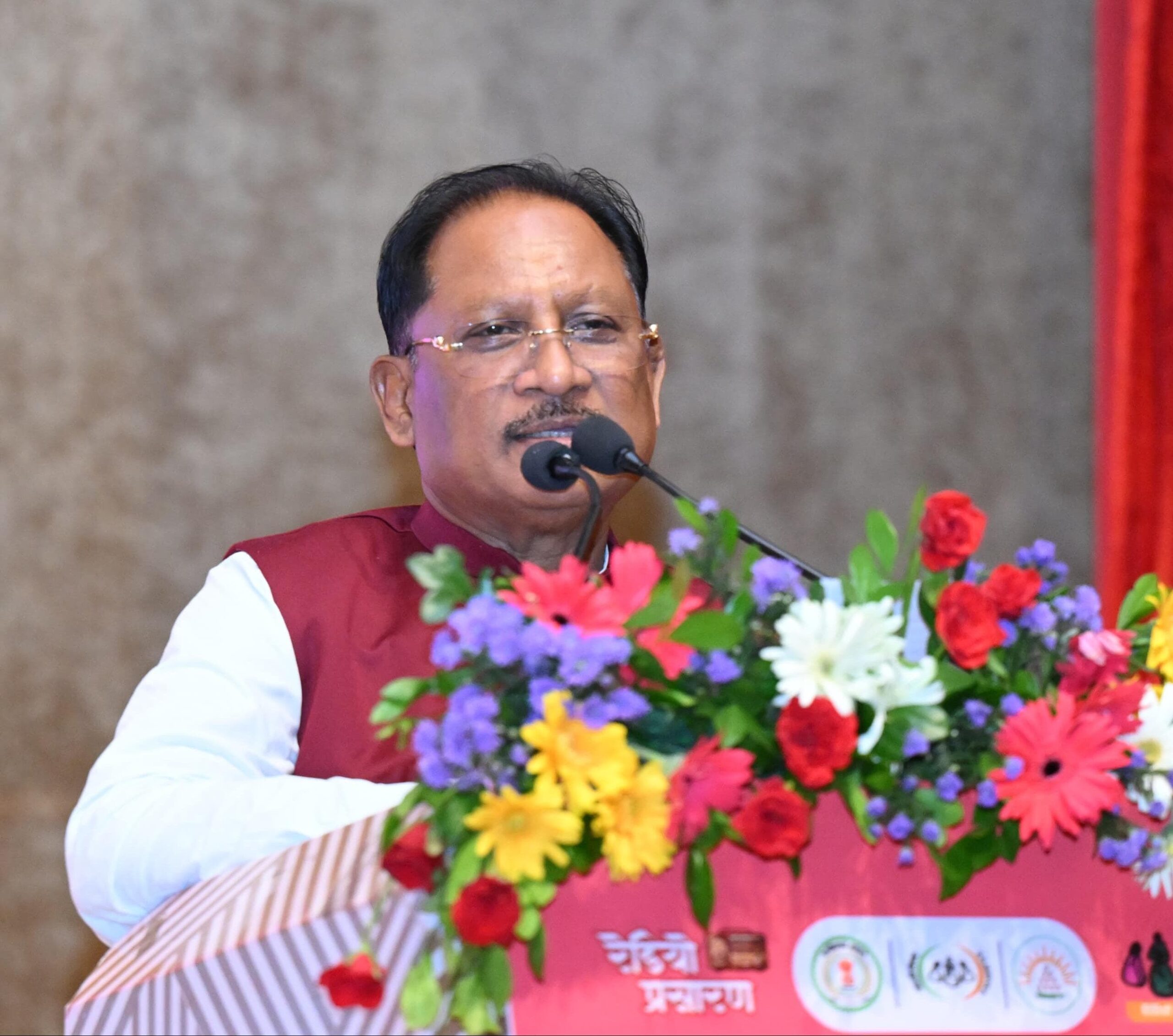 मोर गांव–मोर पानी’ महाअभियान के उत्कृष्ट कार्यों पर आधारित कॉम्पेंडियम का मुख्यमंत्री श्री विष्णु देव साय ने किया विमोचन