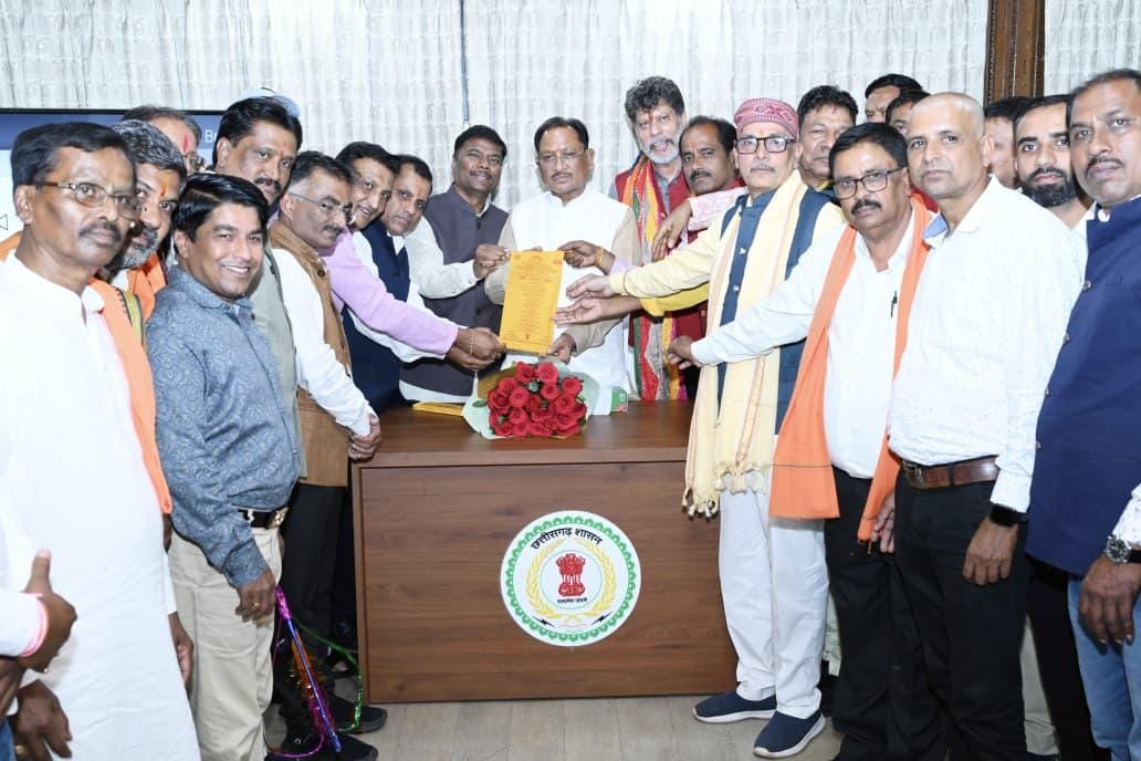 बस्तर गोंचा महापर्व 2026 का निमंत्रण लेकर मुख्यमंत्री श्री विष्णु देव साय से मिले प्रतिनिधि