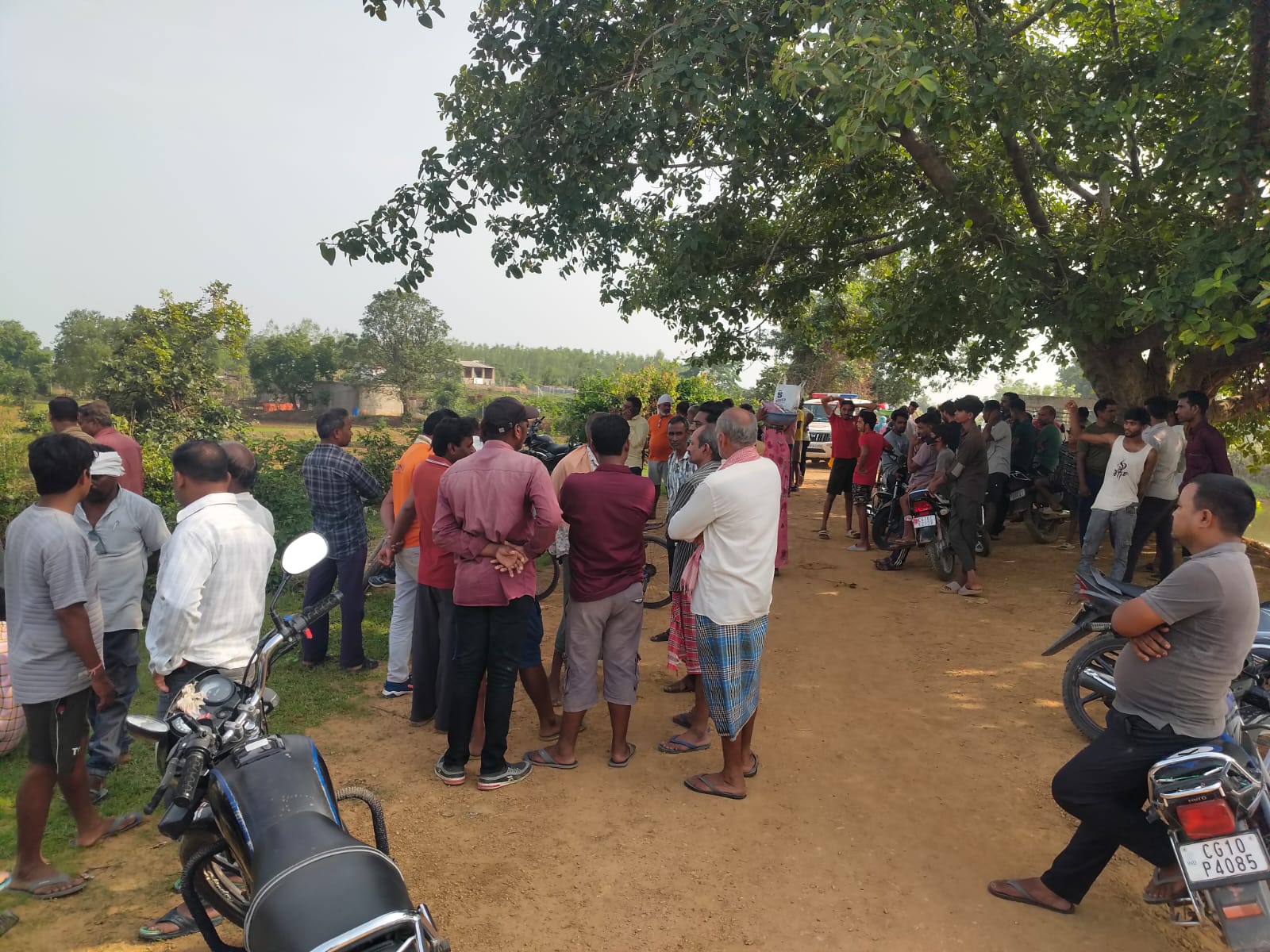 मछली चोरी का वीडियो बना रंजिश की वजह, घात लगाकर युवक की हत्या, स्कॉर्पियो सवार आधा दर्जन आरोपियों ने किया हमला, चालक गिरफ्तार; मुख्य आरोपी सहित अन्य की तलाश जारी