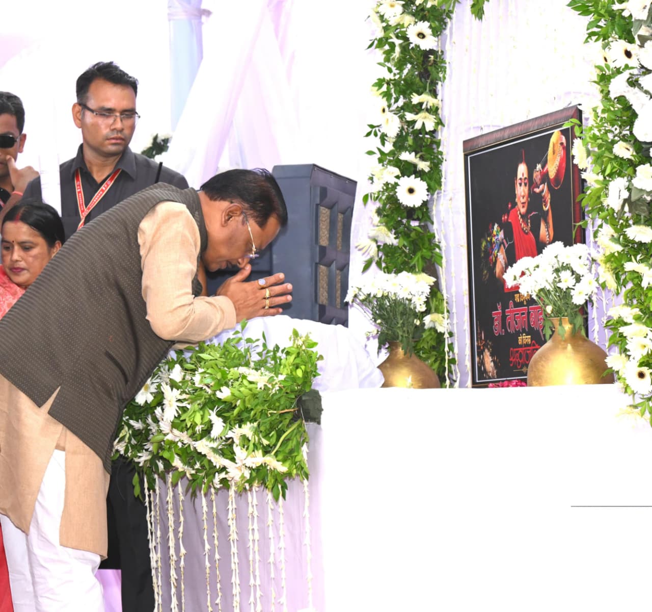 लोककला की महान साधिका डॉ. तीजन बाई की स्मृतियों को चिरस्थायी बनाएगी राज्य सरकार : मुख्यमंत्री श्री विष्णुदेव साय