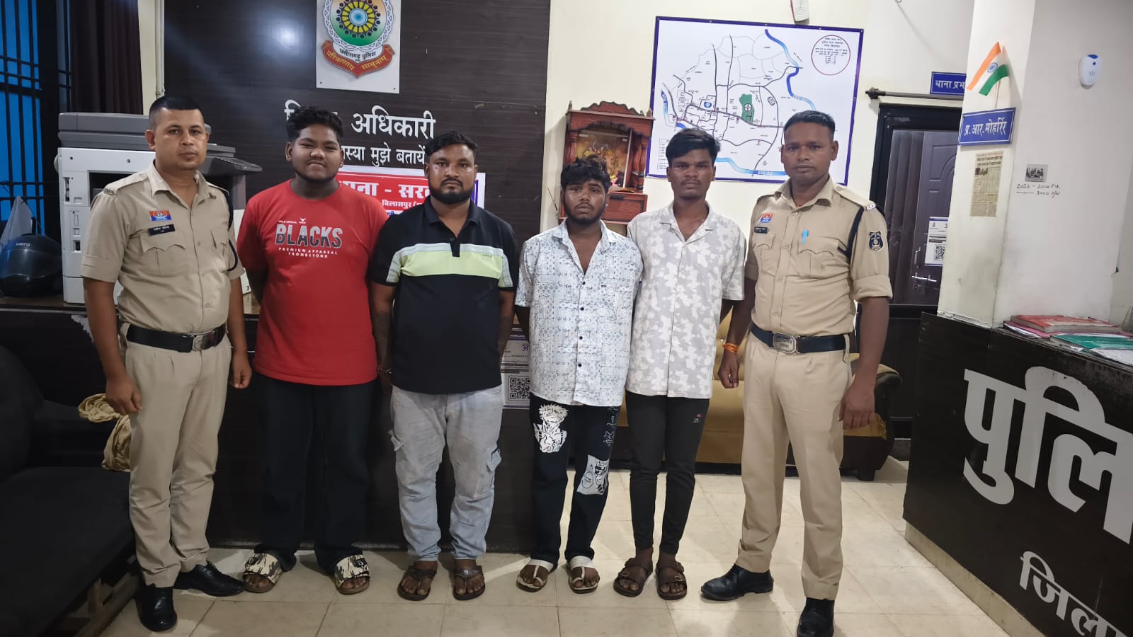 चिंगराजपारा में मारपीट करने वाले चार आरोपी गिरफ्तार, प्रतिबंधात्मक कार्रवाई कर भेजे गए न्यायालय