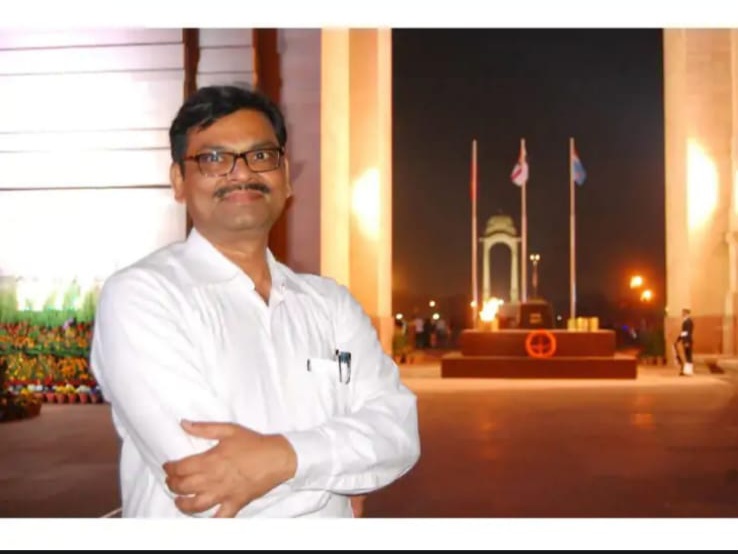 जीजीयू में सांस्कृतिक कार्यक्रम के दौरान प्रोफेसर को आया हार्ट अटैक, अस्पताल में मौत; विश्वविद्यालय में शोक की लहर