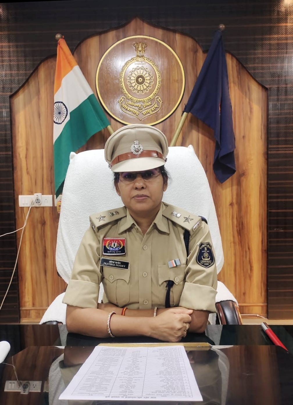 ASP प्रतिभा तिवारी बनीं 2री वाहिनी छत्तीसगढ़ सशस्त्र बल की कमांडेंट, सकरी में संभाला पदभार,गार्ड ऑफ ऑनर के साथ हुआ स्वागत,पहली बैठक में अनुशासन, कर्तव्यनिष्ठा और जवानों के कल्याण को बताया सर्वोच्च प्राथमिकता