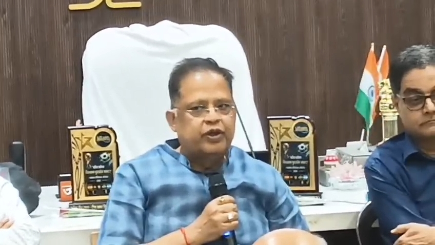 पूर्व विधायक शैलेश पांडे के आरोपों पर विधायक अमर अग्रवाल का पलटवार , कहा शेर के नाक के बाल और गधे के पूछ के बाल में होता है बड़ा अंतर