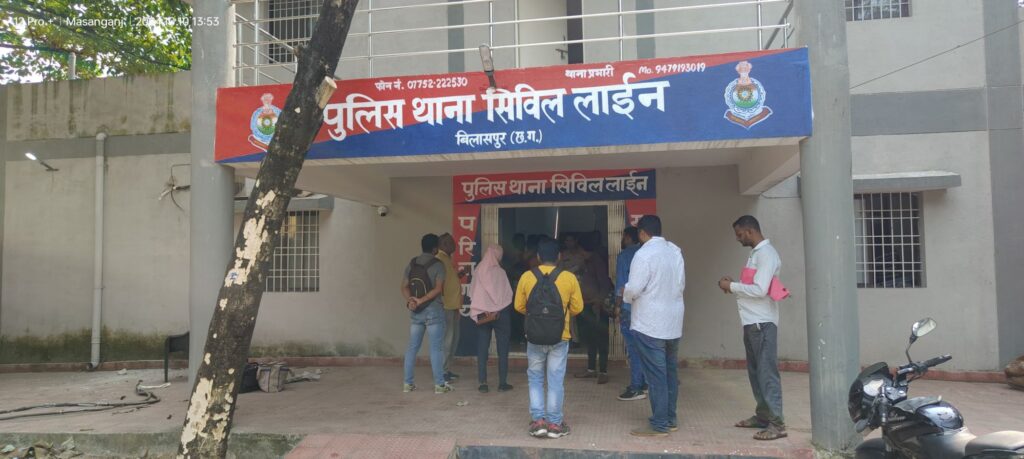 गर्भवती महिला का आरोप: फाइनेंस कंपनी के कर्मचारियों ने जबरन टो किया वाहन, सिविल लाइन थाने में शिकायत