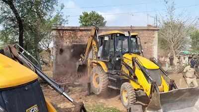 नकटी में शासकीय भूमि से अतिक्रमण हटाने से पहले सरकार ने प्रभावित परिवारों को दिया पक्का आवास, अतिक्रमण हटाने से प्रभावित 65 परिवारों का नया रायपुर में होगा सम्मानजनक पुनर्वास