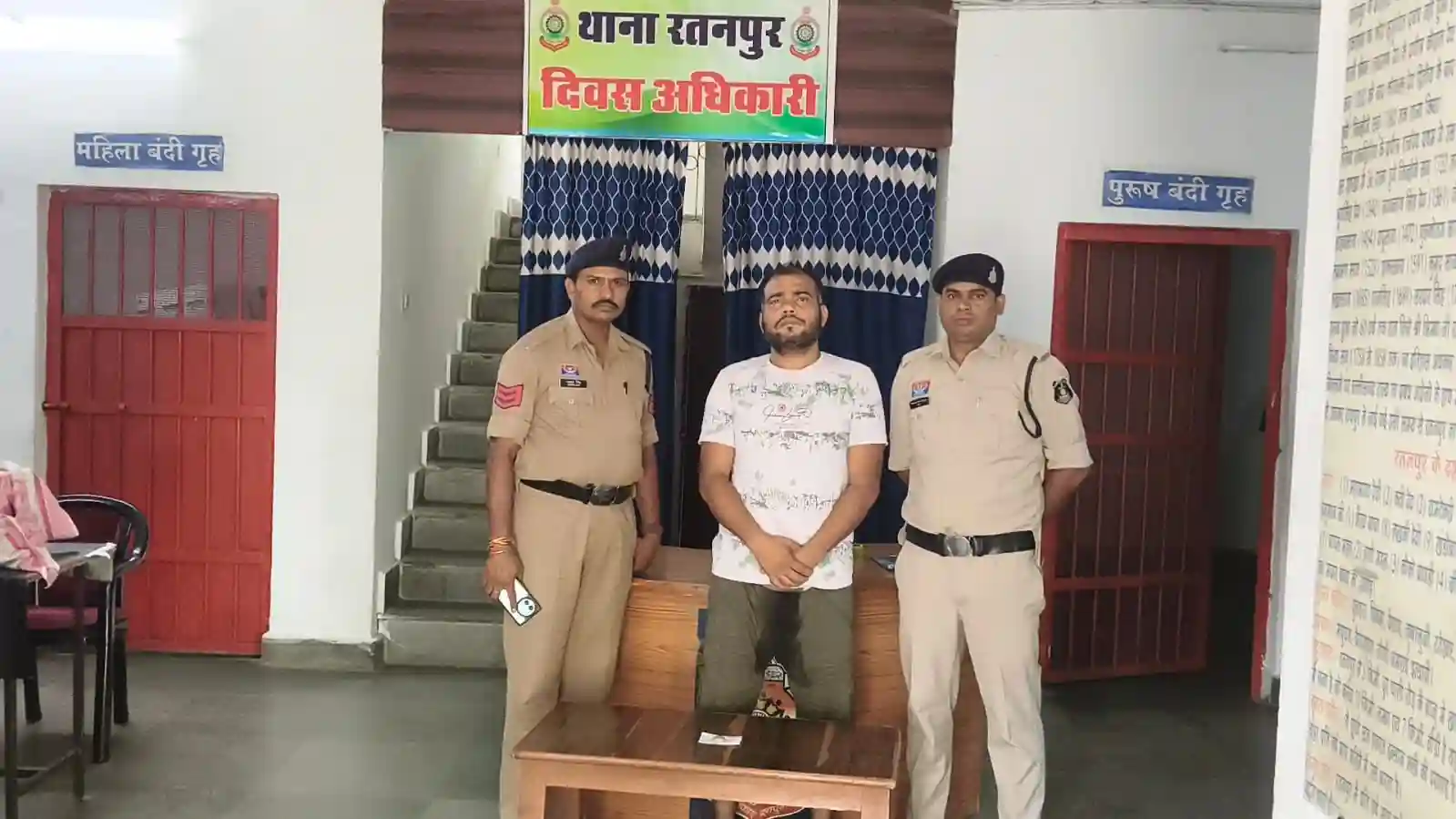 महिला झपटमारी गैंग से खरीदा 7 तोला सोना गलाकर रखा था, कटघोरा का सोनार गिरफ्तार