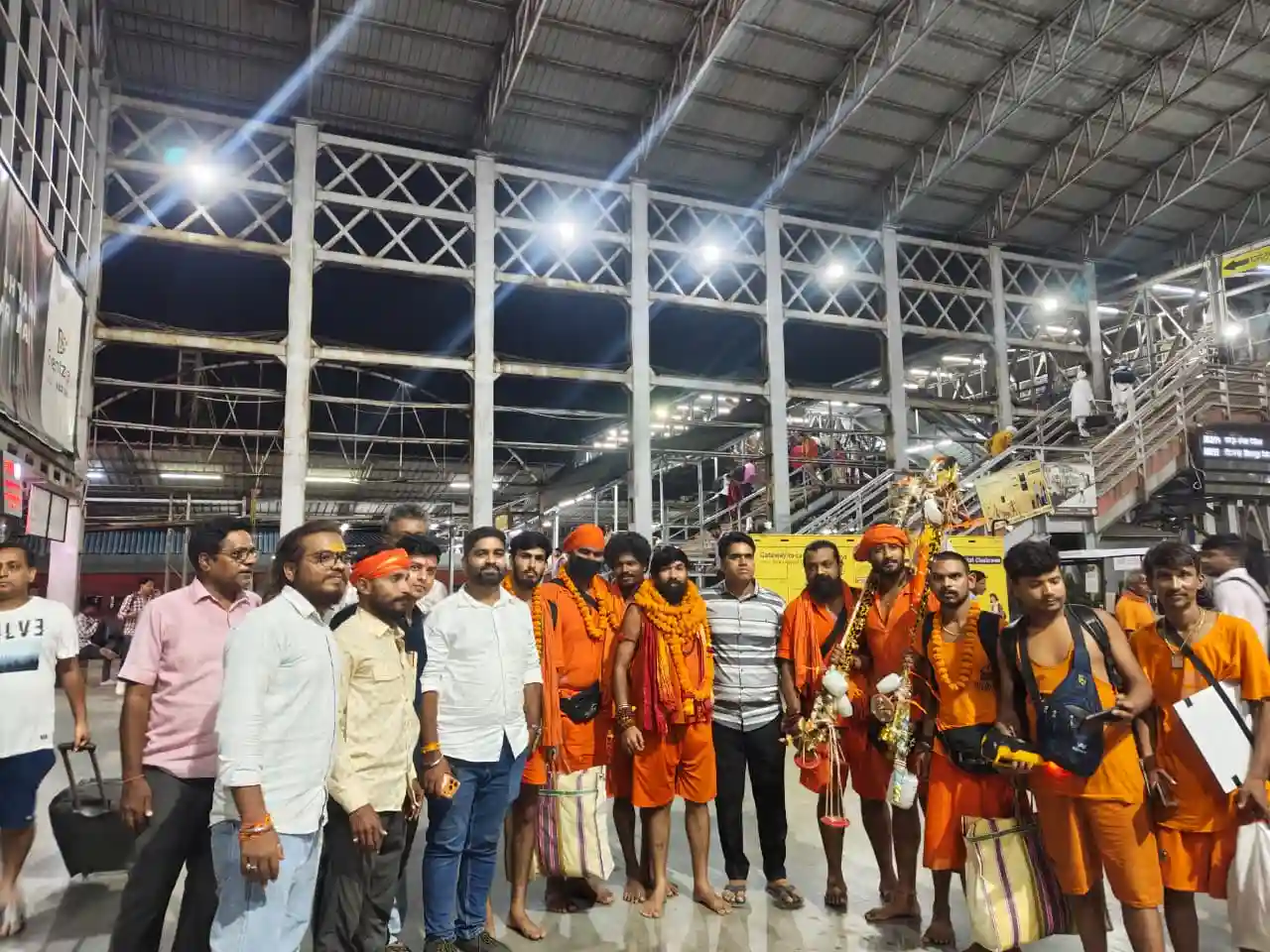 बाबा बैजनाथ धाम की कांवड़ यात्रा से लौटे ठाकुर राम सिंह का भव्य स्वागत, अश्लीलता के खिलाफ संदेश बना चर्चा का विषय