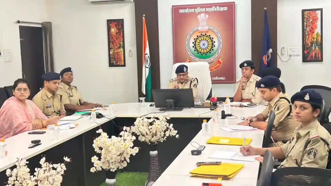 अपराध समीक्षा बैठक में आईजी का सख्त निर्देश, NDPS और गो-तस्करी पर कसेगा शिकंजा