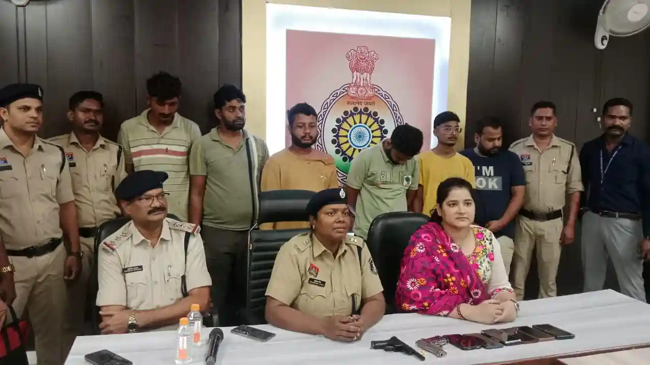 सशस्त्र लूट और नकबजनी का खुलासा, छह आरोपी गिरफ्तार, कोटा पुलिस ने पिस्टल, सोने के जेवर, कार, बाइक और छह मोबाइल समेत 100 प्रतिशत माल किया बरामद