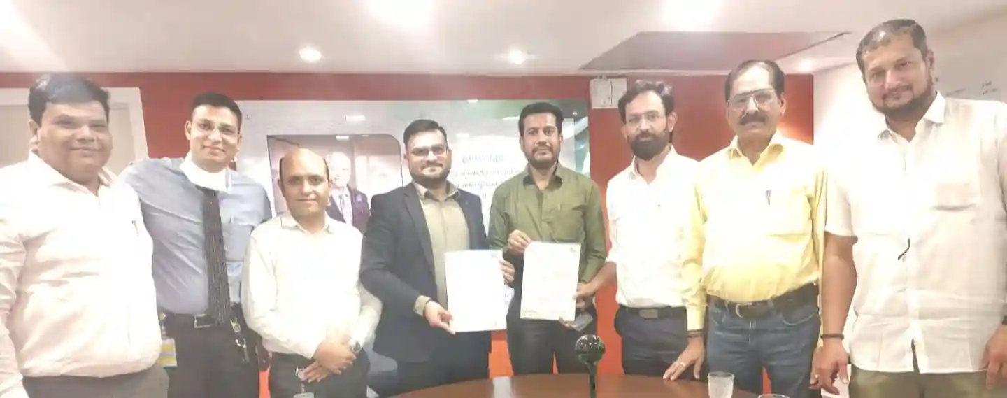 प्रेस क्लब और अपोलो के बीच हुआ ऐतिहासिक एमओयू ,  पत्रकारों और परिजनों को मिलेगी रियायती स्वास्थ्य सुविधा, जल्द लगेगा मेगा हेल्थ कैंप, कॉर्पोरेट हेल्थ इंश्योरेंस की तैयारी अंतिम दौर में