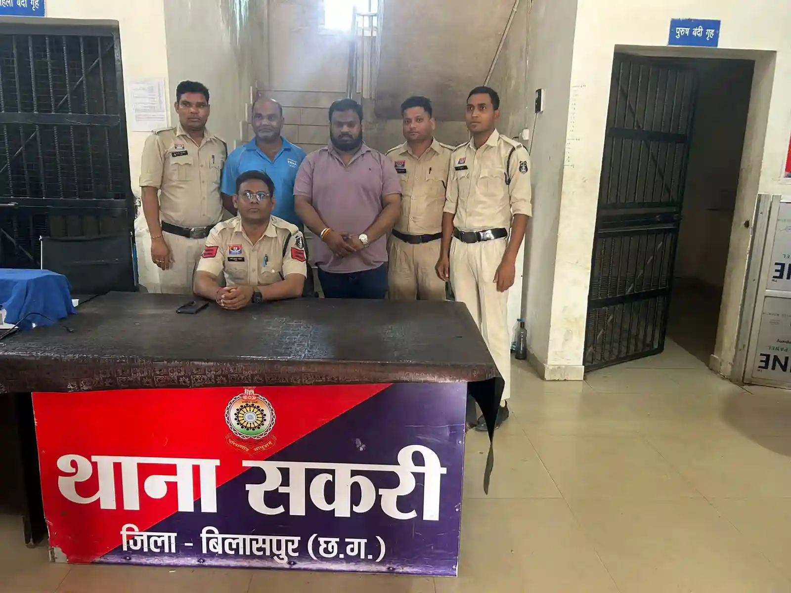 ढाबों में अवैध शराब बिक्री का खुलासा, 2 संचालक गिरफ्तार