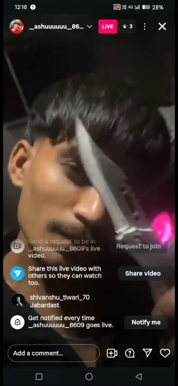 VIDEO में बटनदार चाकू दिखाकर दहशत फैलाने वाला युवक गिरफ्तार, जेल भेजा