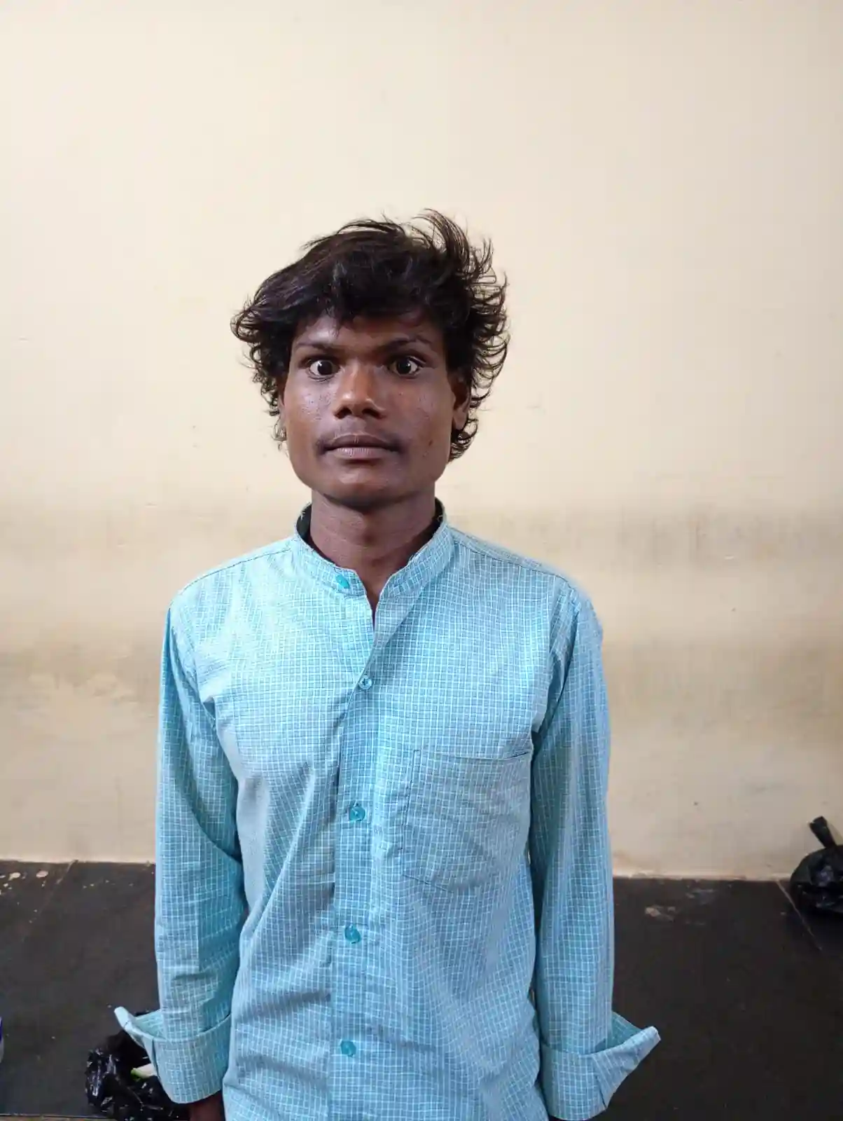 चोरी की बाइक के मामले में फरार आरोपी गिरफ्तार