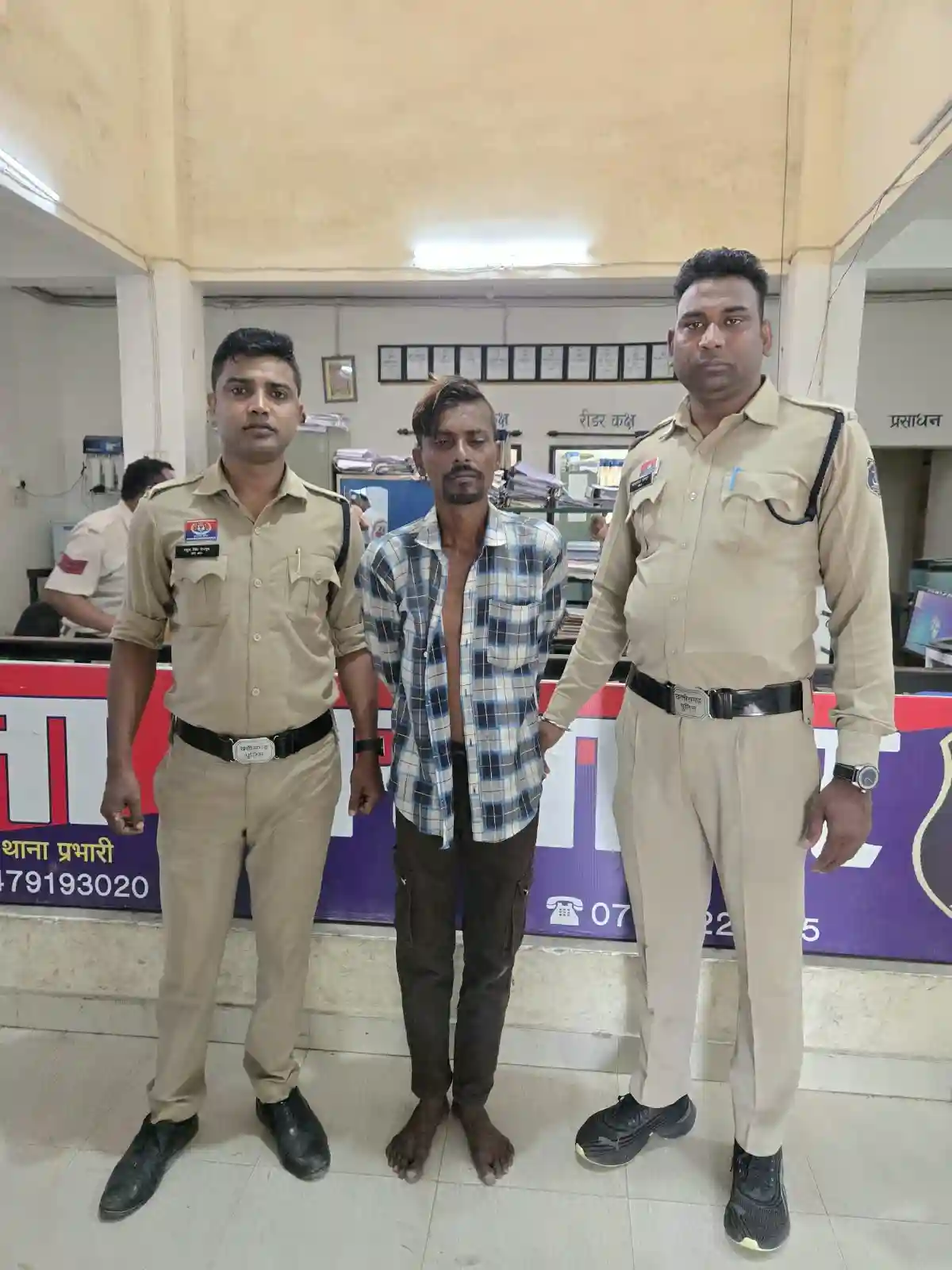 जिला अस्पताल में मरीज से मिलने आए युवक से शराब के लिए मांगे पैसे, नहीं देने पर मारपीट