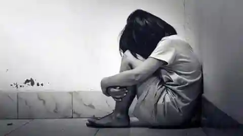 दिव्यांग युवती से दुष्कर्म की कोशिश, बहन ने शोर मचाया तो भागा आरोपी