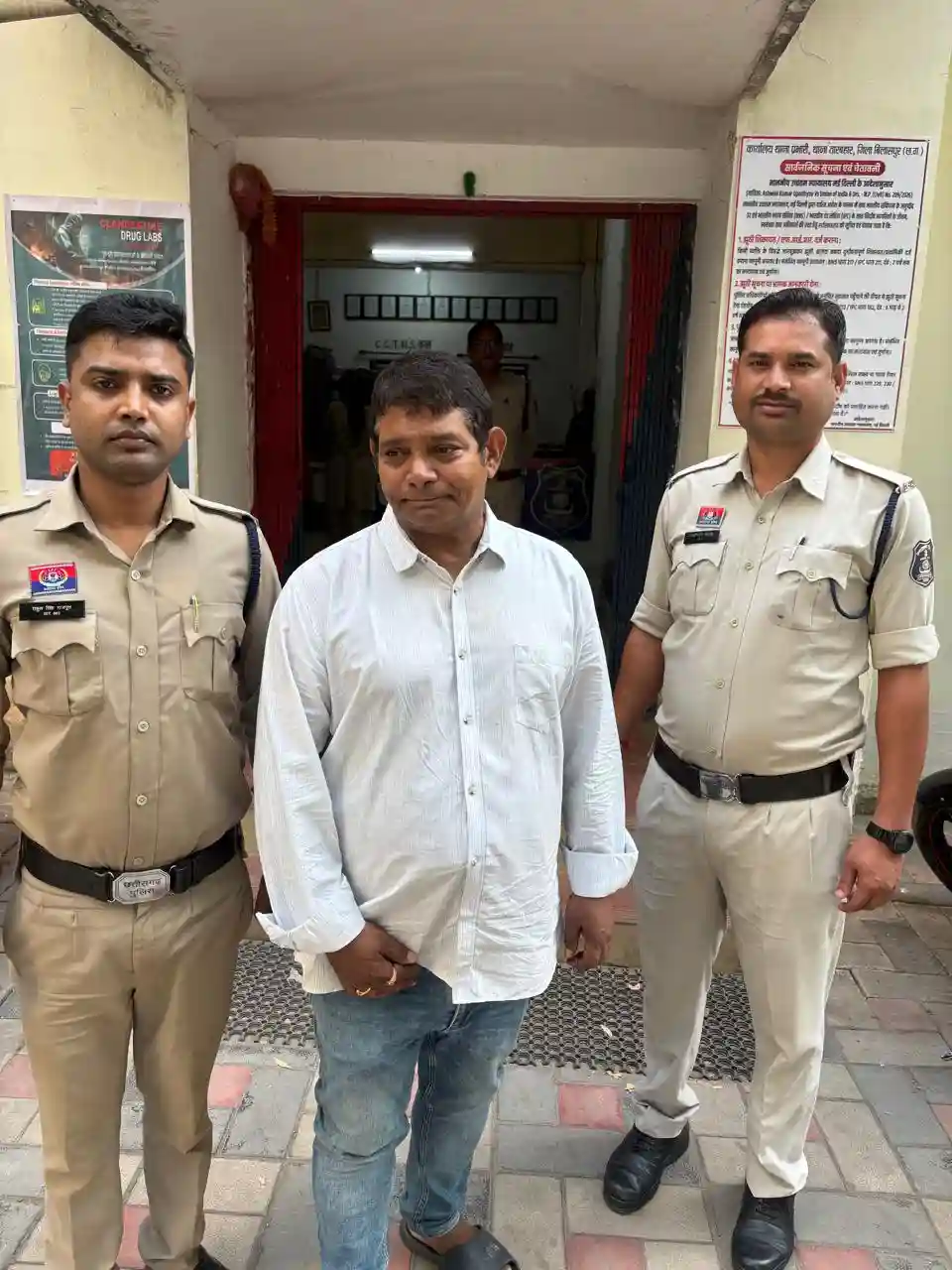 बैंक में बंधक दुकान 21.11 लाख रुपये में बेची, आरोपी गिरफ्तार