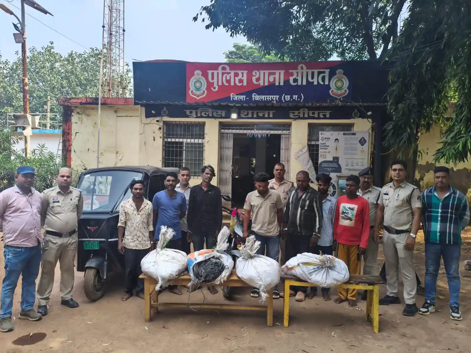 एनटीपीसी सीपत में कॉपर केबल चोरी का खुलासा, 8 आरोपी गिरफ्तार