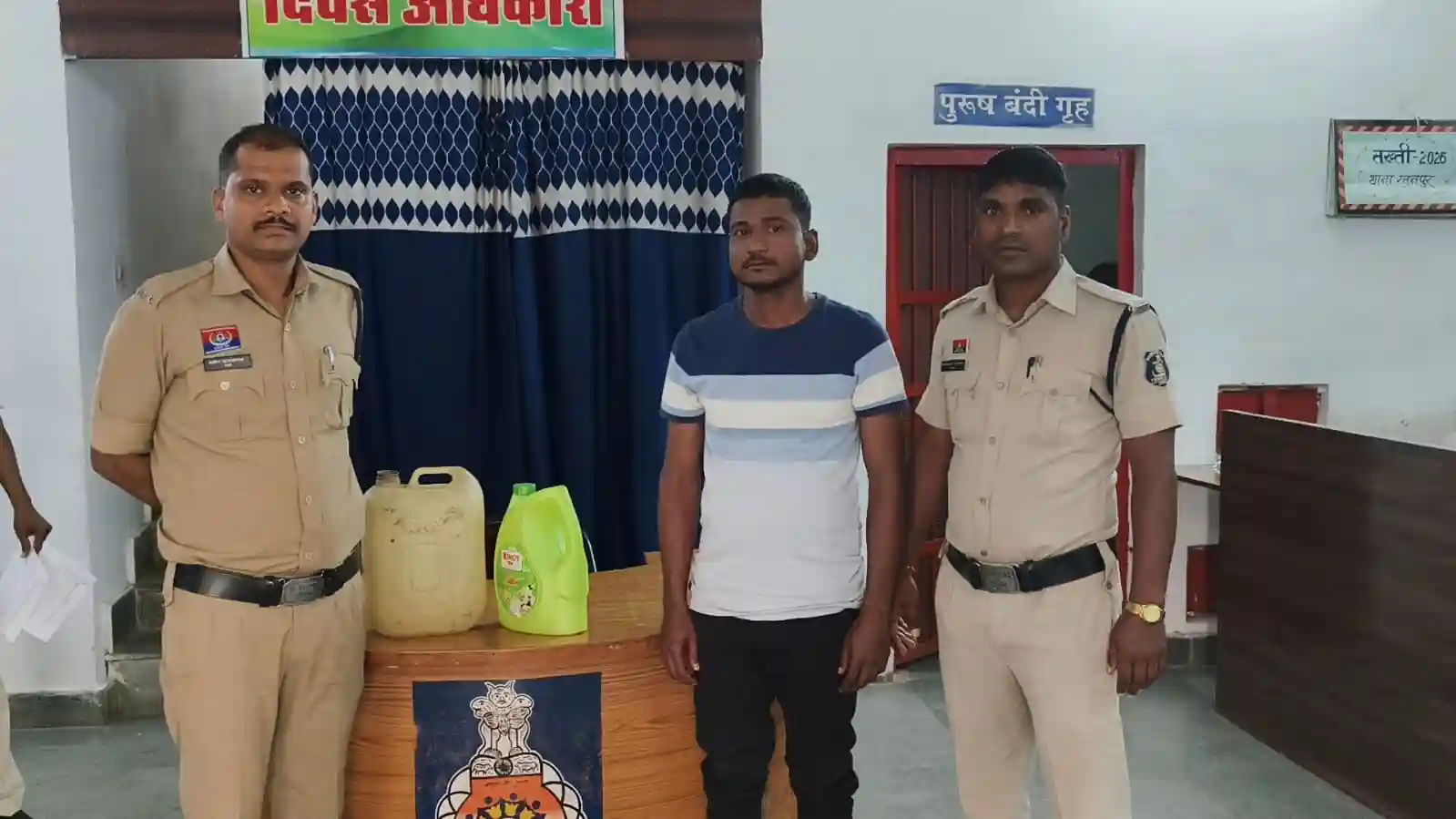 रतनपुर में 7 लीटर महुआ शराब के साथ युवक गिरफ्तार