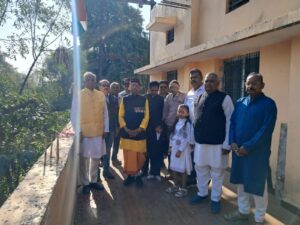 गणतंत्र दिवस पर संत नामदेव सामुदायिक भवन में ध्वजारोहण, देश में लोगों को समानता का अधिकार देने उच नीच का भेदभाव मिटाने बाबा साहेब ने बनाया संविधान – शिव कुमार