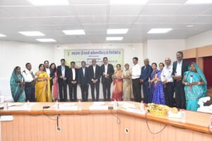एसईसीएल मुख्यालय से 8 कर्मचारी हुए सेवानिवृत्त , कर्मियों को दी गई भावभीनी विदाई