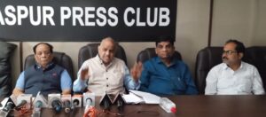 वीर सावरकर एक स्वतंत्रता सेनानी, क्रांतिवीर, जननायक, कालजयी साहित्यकार और शिक्षाविद थे- प्रोफेसर शुक्ला