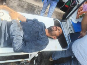 गर्ल्स डिग्री कॉलेज के सामने पैदल जा रहे राहगीर को तेज रफ्तार कार के चालक ने मारी टक्कर,  हालत गंभीर