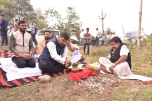 विधायक सुशांत शुक्ला ने 5 करोड़ 33 लाख के कार्यों का किया शुभारंभ,जल आवर्धन योजना से नए वार्डों में दूर होगी पानी की समस्या, मिलेगा शुद्ध पानी