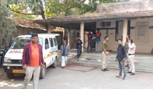 बेटे के लिए बहु पसंद करने गए पिता की सड़क हादसे में गई जान, तो वहीं ठंड से अकड़ कर रिक्शा चालक और जहर सेवन करने वाले युवक की भी हुई मौत