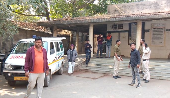 बेटे के लिए बहु पसंद करने गए पिता की सड़क हादसे में गई जान, तो वहीं ठंड से अकड़ कर रिक्शा चालक और जहर सेवन करने वाले युवक की भी हुई मौत