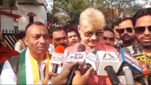 बिलासपुर महापौर के लिए नामांकन दाखिल करने वाले कांग्रेस नेता त्रिलोक श्रीवास ने प्रमोद नायक के समर्थन में लिया नाम वापस, कहा- वे प्रमोद नायक से बेहतर प्रत्याशी हो सकते थे साबित
