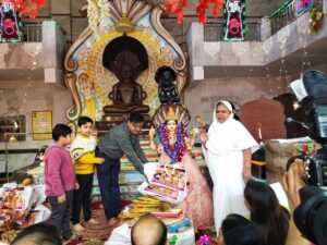 धूमधाम के साथ मनाया गया गणिनी आर्यिका श्री 105 सरस्वती माताजी का 29 वां दीक्षा दिवस समारोह