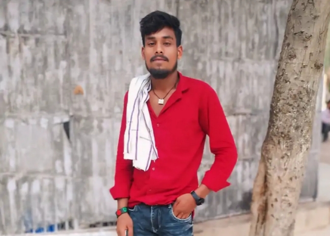 होली खेलने गए युवक की अगले दिन खेत में औंधे मुंह पड़ी मिली लाश, परिजनों ने हत्या की जताई आशंका, पुलिस का दावा अत्यधिक शराब पीने से हुई मौत