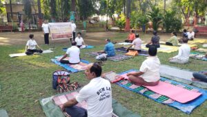 विवेकानंद उद्यान में सामूहिक योगाभ्यास से गूंजा स्वास्थ्य का संदेश,बुजुर्गों और बच्चों की सहभागिता से उत्साहपूर्ण माहौल, योग से लाभ साझा कर भावुक हुए साधक
