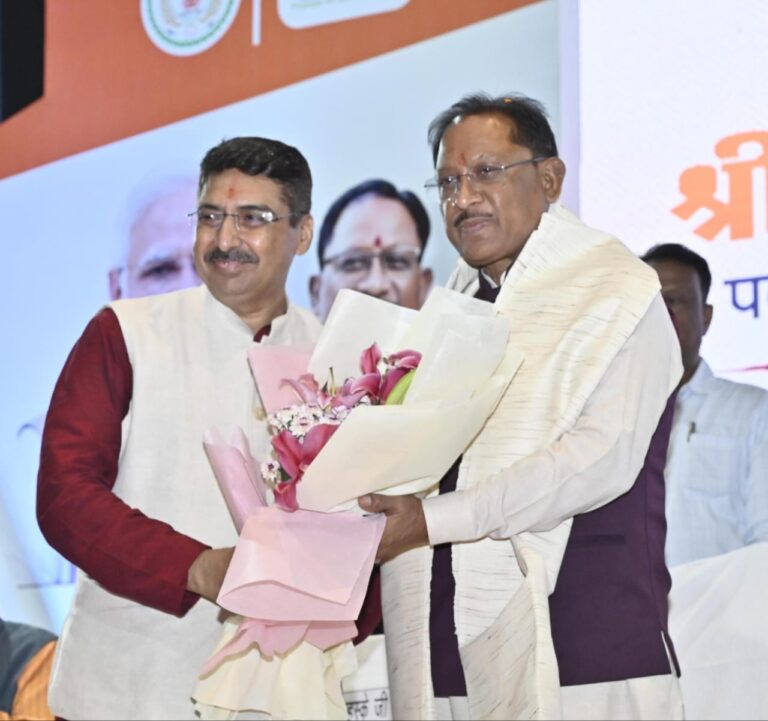 सीजीएमएससी प्रदेश की स्वास्थ्य व्यवस्था को सुदृढ़ करने में निभा रही अहम भूमिका: मुख्यमंत्री विष्णुदेव साय, सीजीएमएससी के नए अध्यक्ष श्री दीपक म्हस्के ने संभाला पदभार, मुख्यमंत्री ने दी शुभकामनाएं