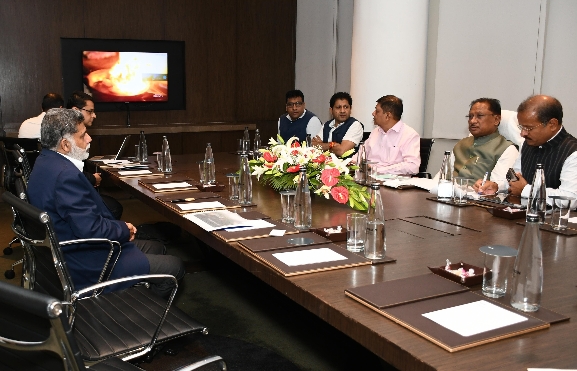 छत्तीसगढ़ में सात सितारा हॉस्पिटैलिटी परियोजनाओं में औरिया ग्रुप की रुचि, मुख्यमंत्री से की निवेश पर चर्चा