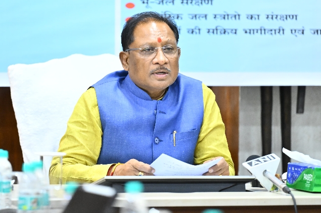 मुख्यमंत्री श्री विष्णु देव साय का मुंबई दौरा रद्द, आतंकी हमले में मारे गए दिनेश मिरानिया की अंत्येष्टि में शामिल होने रद्द किया दौरा