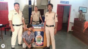 रतनपुर पुलिस ने 52 पाव देशी शराब के साथ आरोपी को किया गिरफ्तार, स्कूटी जब्त