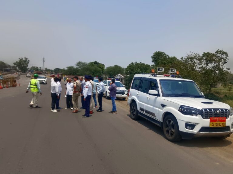 यातायात पुलिस बिलासपुर एक्शन मोड में: सड़क दुर्घटनाओं पर अंकुश लगाने संयुक्त टीम ने किया निरीक्षण