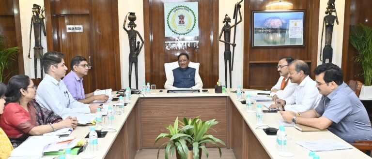 आमजन के हित में करें स्वास्थ्य सुविधाओं का विस्तारः मुख्यमंत्री श्री विष्णुदेव साय