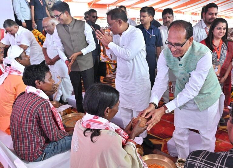 अब कोई गरीब कच्चे मकान में नहीं रहेगा, सबके बनेंगे पक्के मकान : केंद्रीय मंत्री श्री चौहान