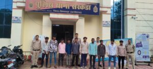 पुरानी रंजिश को लेकर सड़क पर विवाद करने वाले 10 बदमाशों पर सरकंडा पुलिस की सख्त कार्रवाई
