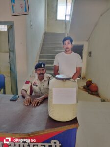 अवैध शराब बिक्री पर तखतपुर पुलिस की बड़ी कार्यवाही, आरोपी गिरफ्तार