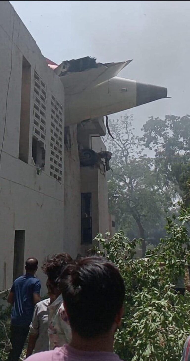 मुख्यमंत्री श्री विष्णु देव साय ने गुजरात में हुई विमान दुर्घटना पर जताया गहरा शोक