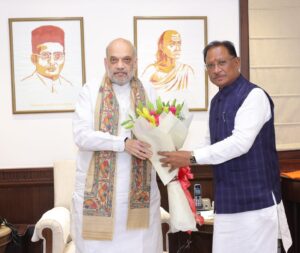 छत्तीसगढ़ के मुख्यमंत्री विष्णुदेव साय ने केंद्रीय गृहमंत्री से की मुलाकात, नक्सल ऑपरेशन की उपलब्धियों और बस्तर के विकास की दी जानकारी